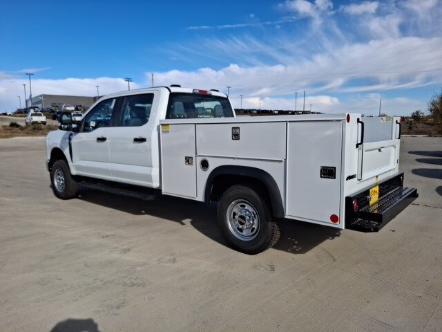 2025 Ford F-250 photo 4