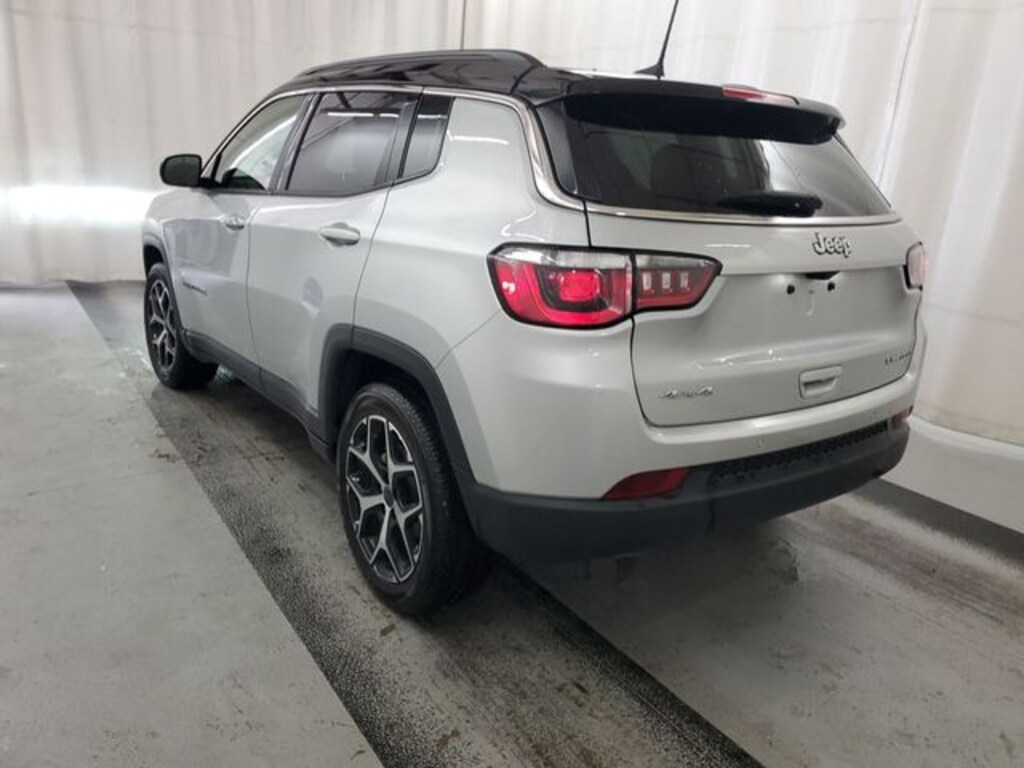 Used 2025 Jeep Compass Limited SUV