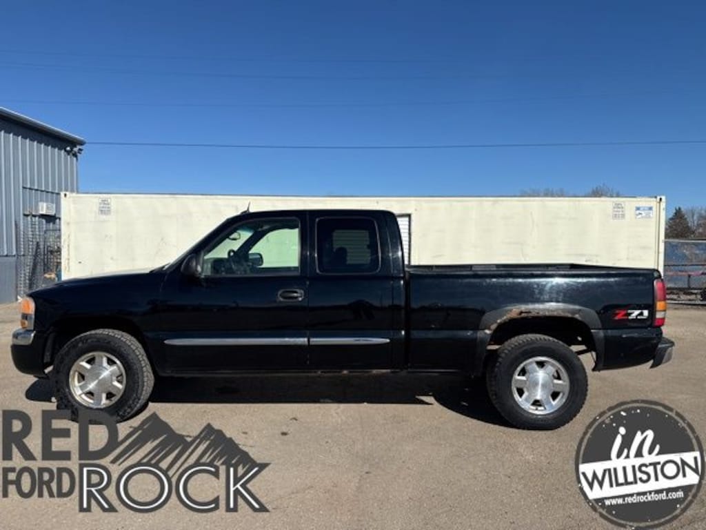 Used 2005 GMC Sierra 1500 SLT Truck