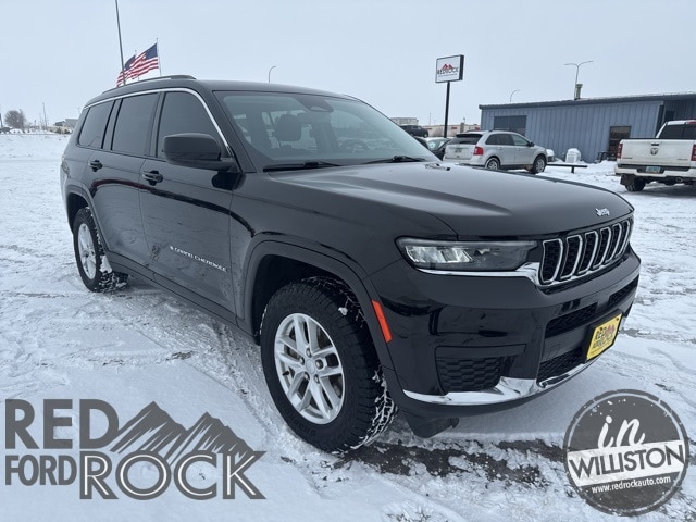 2023 Jeep Grand Cherokee L Laredo's photo