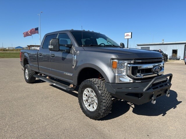 2021 Ford F-250 photo 2