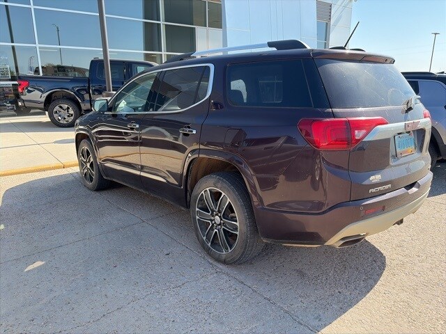 2017 Gmc Acadia Denali photo 3