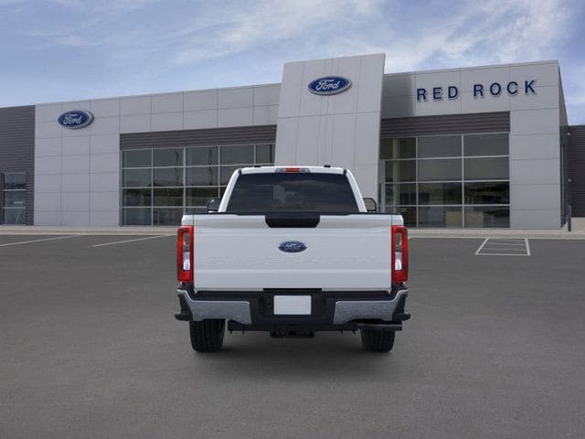 2026 Ford F-250 Super Duty XLT - Photo 6