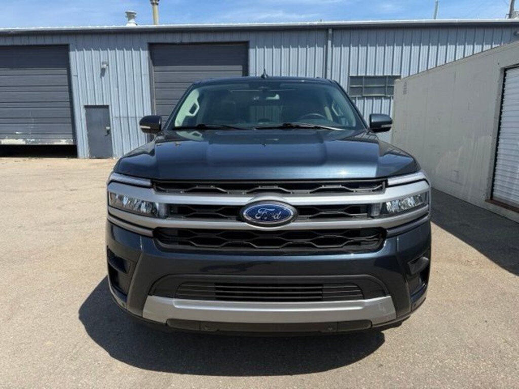 Used 2024 Ford Expedition XLT SUV