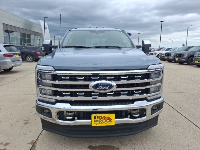 Used 2024 Ford F-350 Super Duty Lariat with VIN 1FT8W3BTXREC07795 for sale in Williston, ND