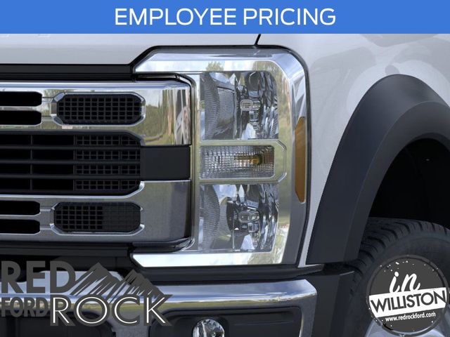 2025 Ford F-550 Super Duty Chassis Cab XL - Photo 18