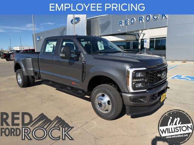 2026 Ford F-350 XL 4x4 Crew Cab 8' Box DRW's photo