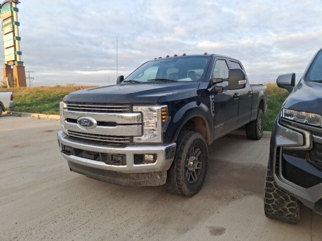 2018 Ford F-250 photo 2