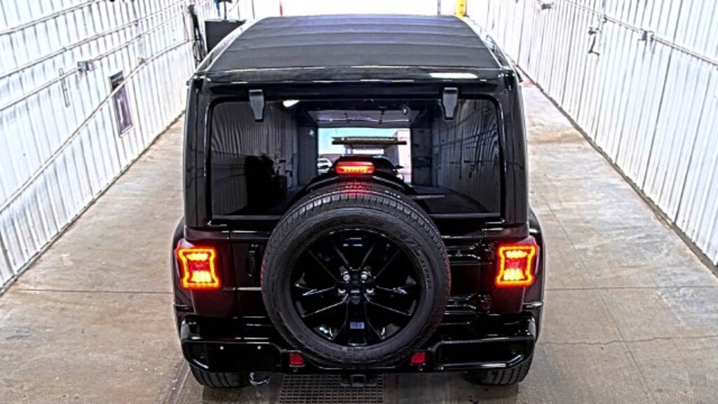 Used 2022 Jeep Wrangler Unlimited Sahara High Altitude SUV