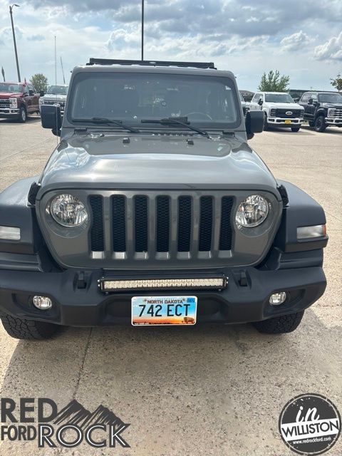2021 Jeep Wrangler Sport S's photo