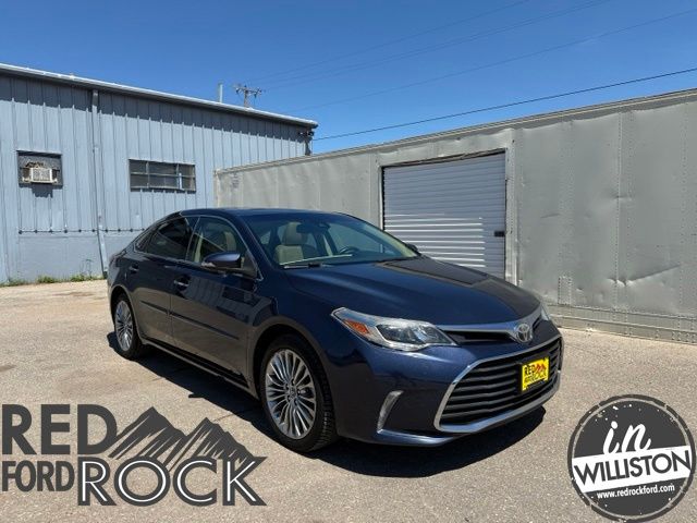 2016 Toyota Avalon Limited's photo
