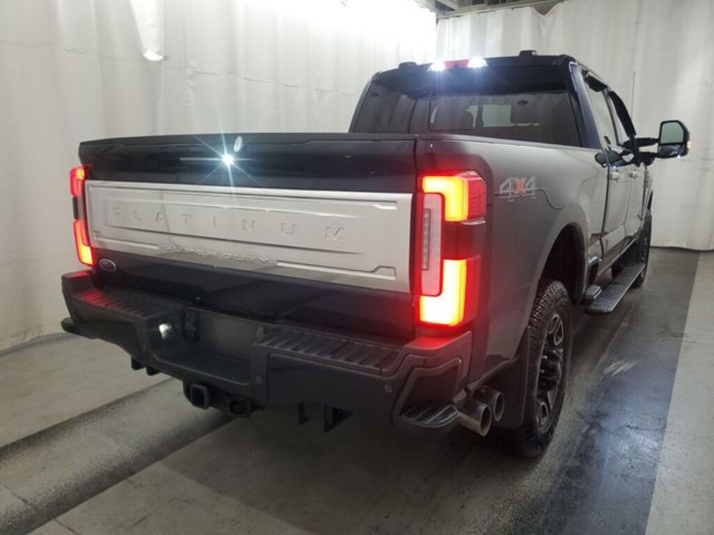 Used 2024 Ford F-350SD Platinum Truck