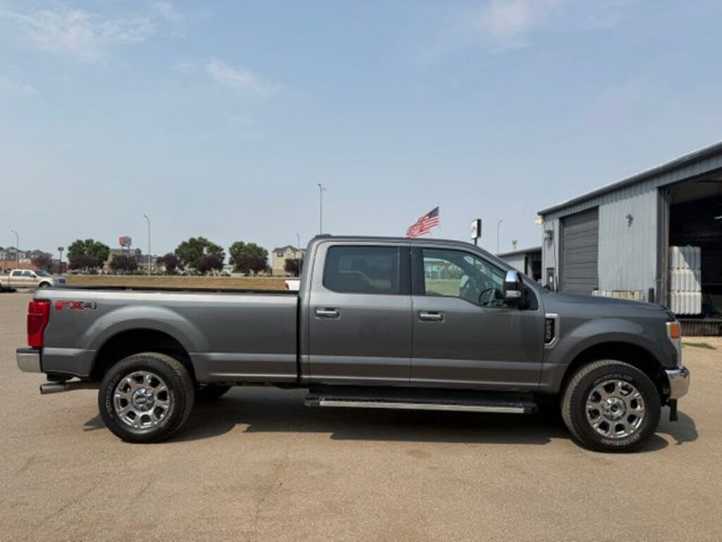 Used 2022 Ford F-250SD Lariat Truck