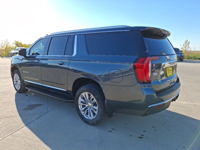 2021 Gmc Yukon XL SLT photo 4