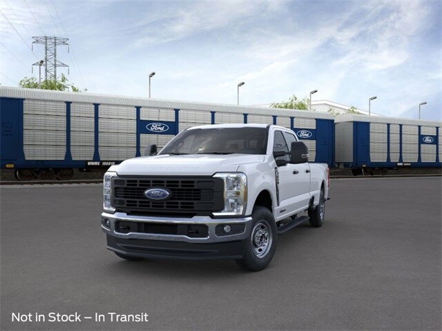 2025 Ford F-250 photo 3