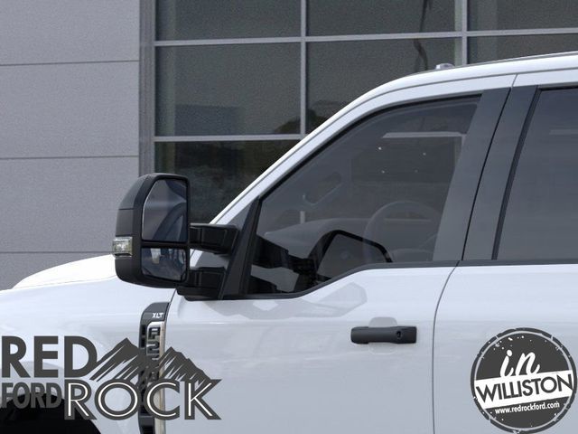 2026 Ford F-250 Super Duty XLT - Photo 14