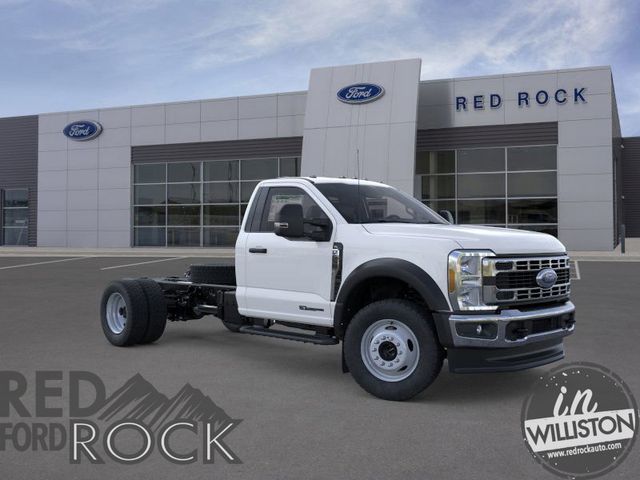 2025 Ford F-550 Super Duty Chassis Cab