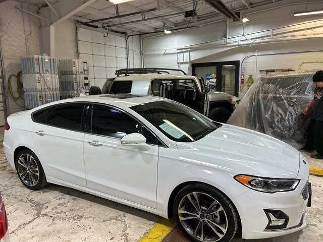 2019 Ford Fusion Titanium photo 4