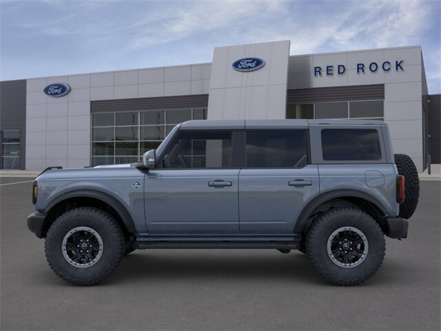 2024 Ford Bronco Outer Banks photo 4