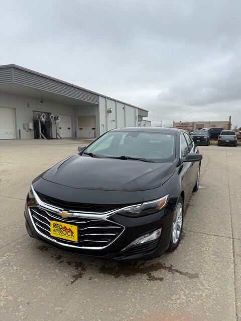 2023 Chevrolet Malibu 1LT photo 3