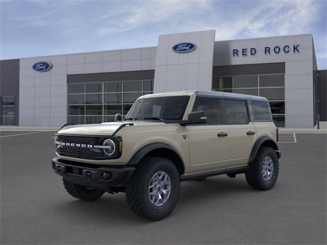 2025 Ford Bronco Badlands photo 2