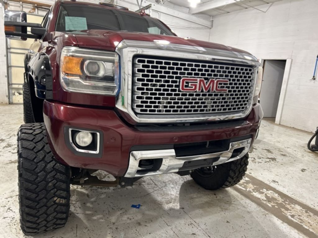 Used 2016 GMC Sierra 2500HD Denali Truck