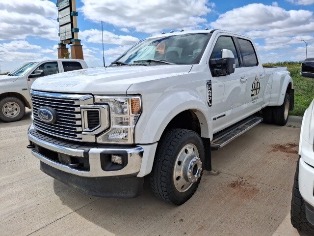 2022 Ford F-450 photo 2