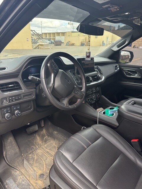 2022 Chevrolet Tahoe RST photo 3