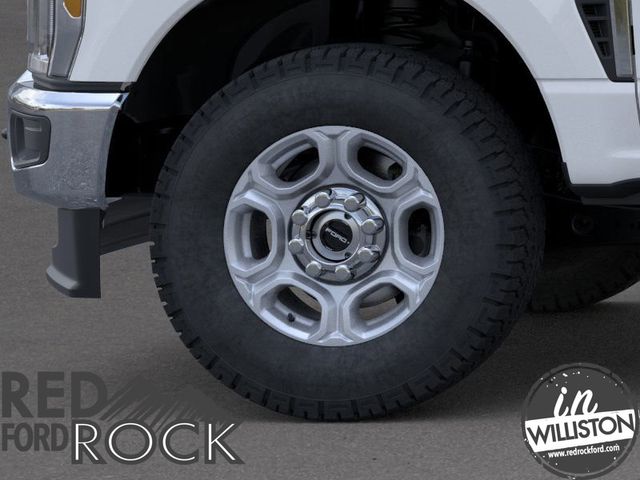 2026 Ford F-250 Super Duty XLT - Photo 13