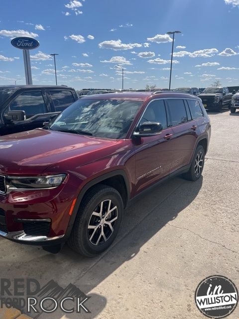 2023 Jeep Grand Cherokee L Limited 4x4's photo