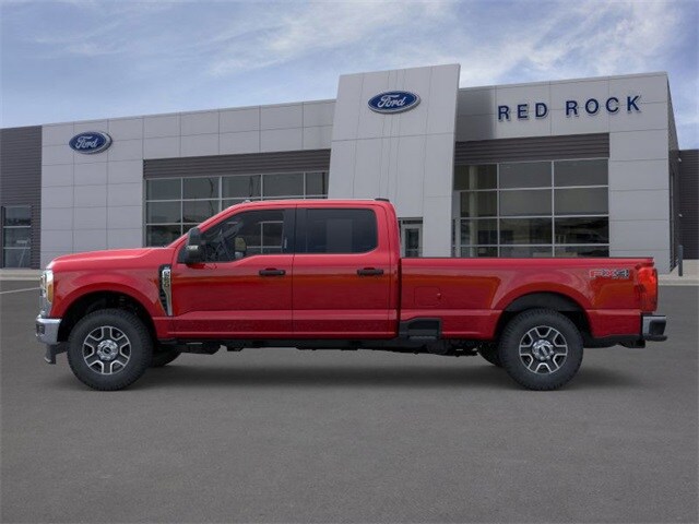 2025 Ford F-250 photo 4