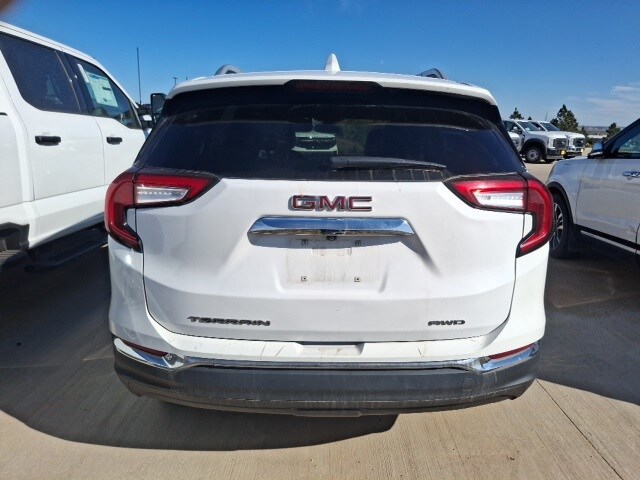 2024 Gmc Terrain SLT photo 3