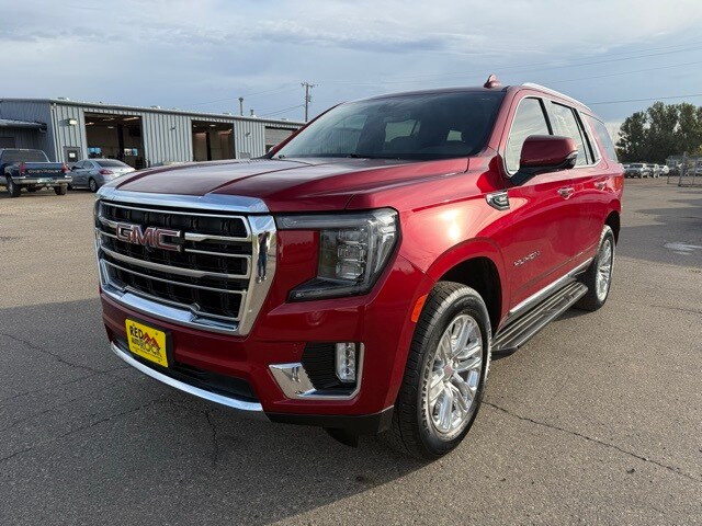 2021 Gmc Yukon SLT photo 3