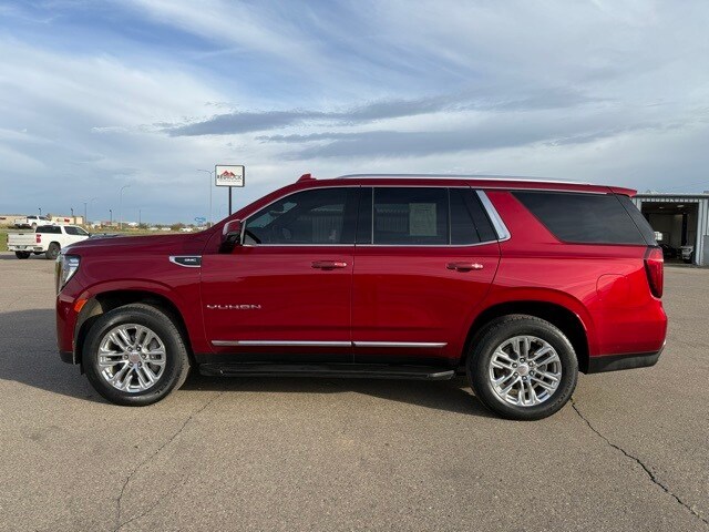 2021 Gmc Yukon SLT photo 3
