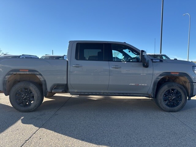 2025 Gmc Sierra HD AT4 photo 3