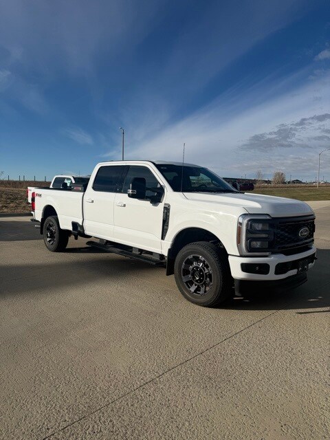 2024 Ford F-350 photo 3