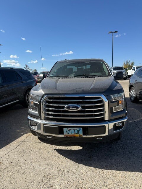 2016 Ford F-150 XLT photo 2