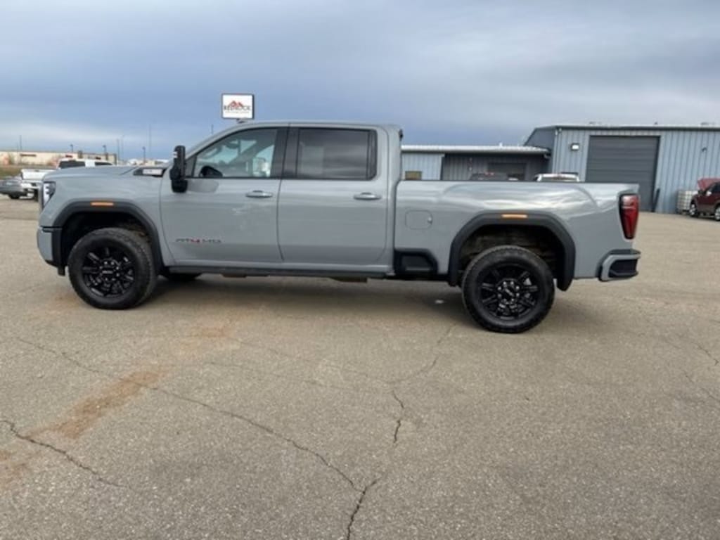 Used 2025 GMC Sierra 2500HD AT4 Truck