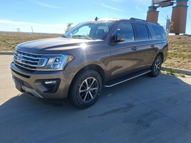 2019 Ford Expedition MAX XLT photo 2
