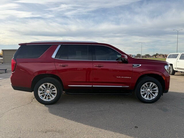 2021 Gmc Yukon SLT photo 4
