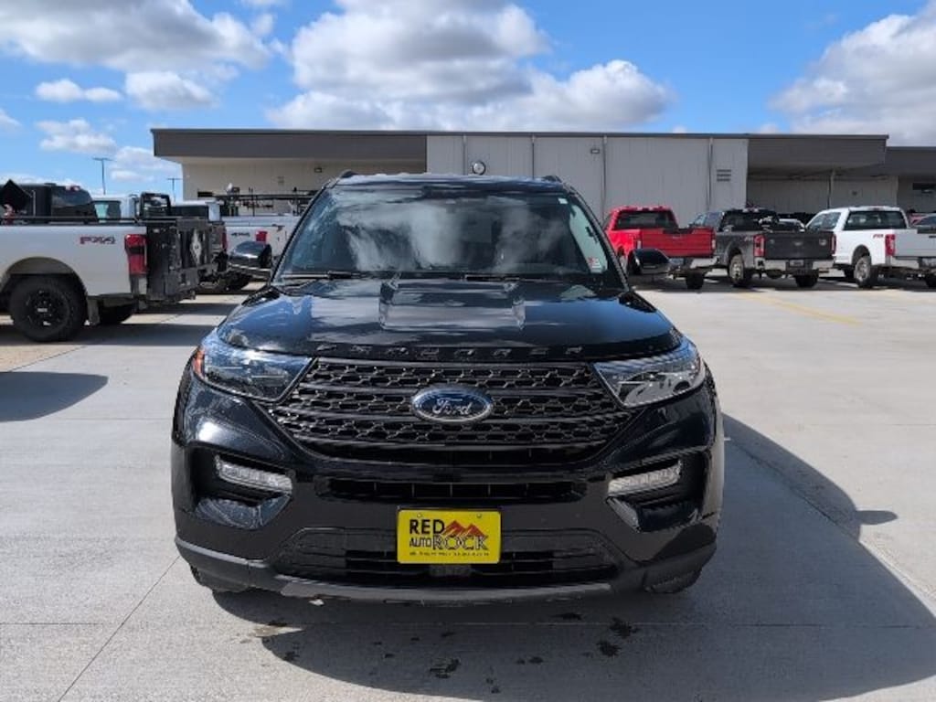 Used 2022 Ford Explorer XLT SUV