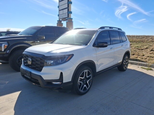 2023 Honda Passport Elite photo 3