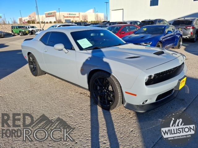 2021 Dodge Challenger R/T's photo