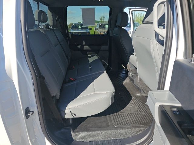 2024 Ford F-550 Super Duty Chassis Cab XL - Photo 10