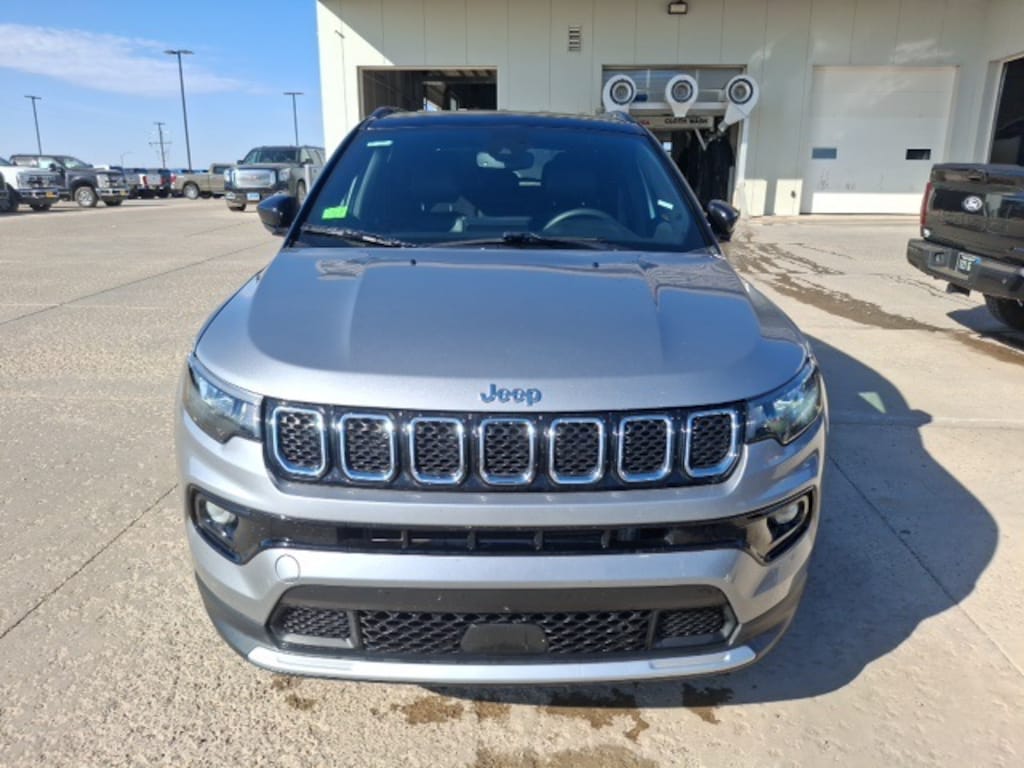 Used 2024 Jeep Compass Limited SUV
