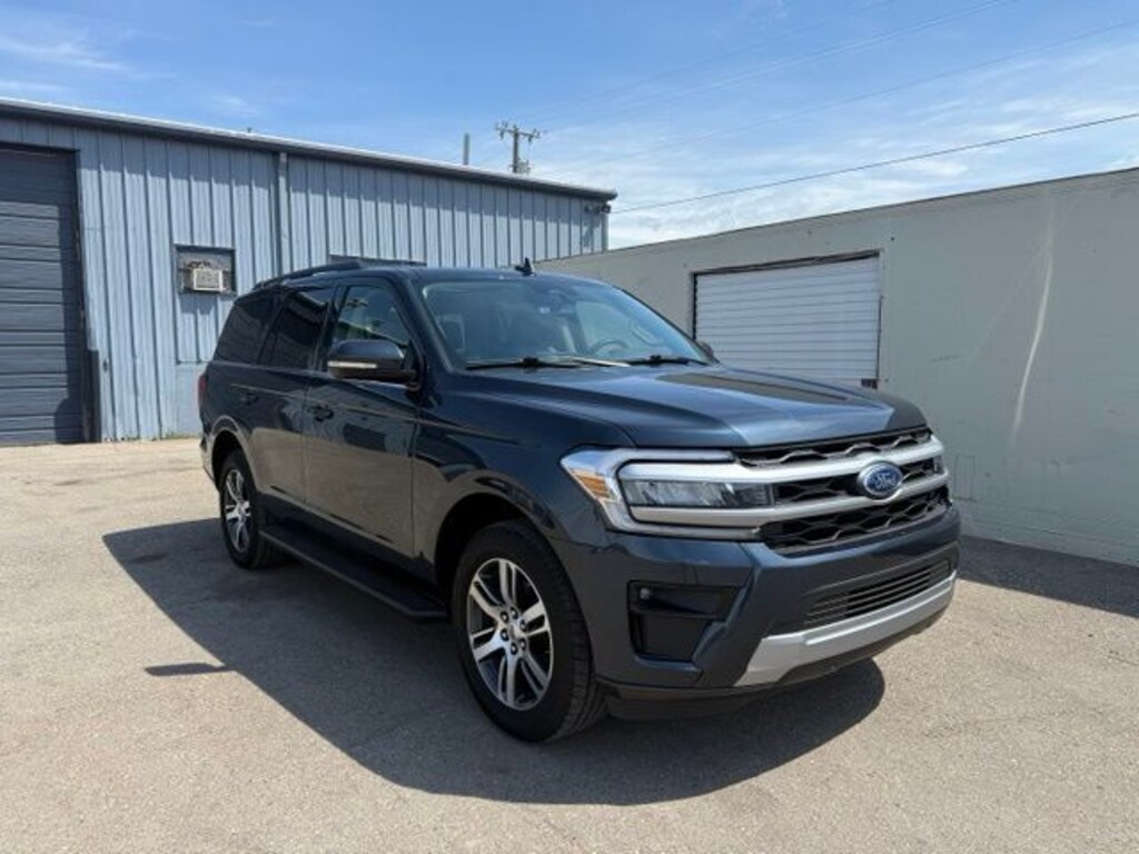 Used 2024 Ford Expedition XLT SUV