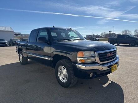 2005 GMC Sierra 1500 SLT Truck