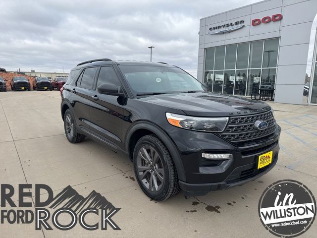 2021 Ford Explorer XLT 4WD's photo