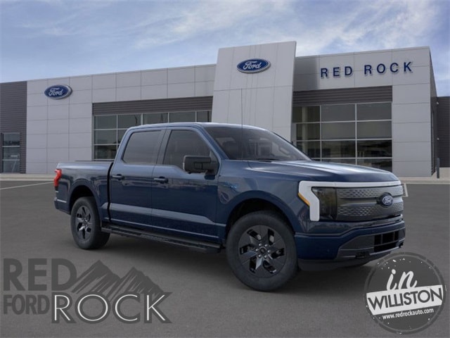 2025 Ford F-150 Lightning Flash's photo