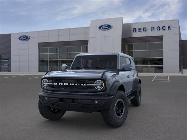 2024 Ford Bronco Outer Banks photo 3